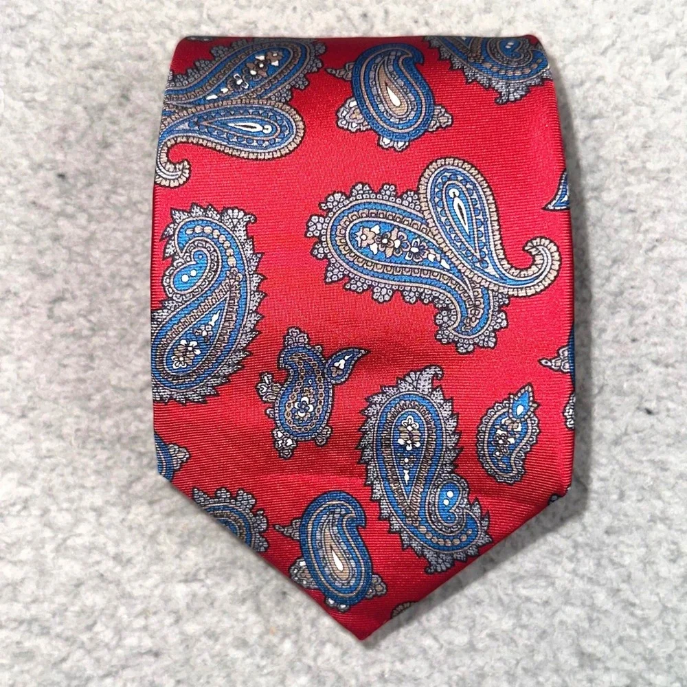 Christian Dior Paisley Silk Necktie Mens OS Red Blue Italian Fabric Classic Tie